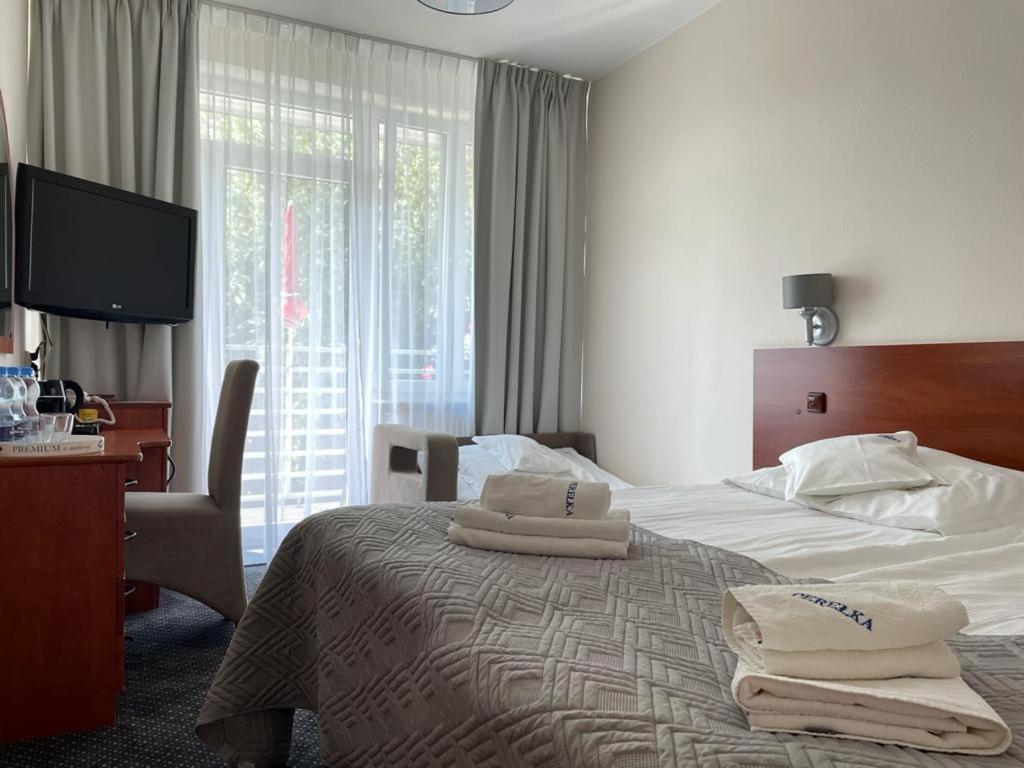 Hotel Osrodek Perelka à Kołobrzeg Extérieur photo