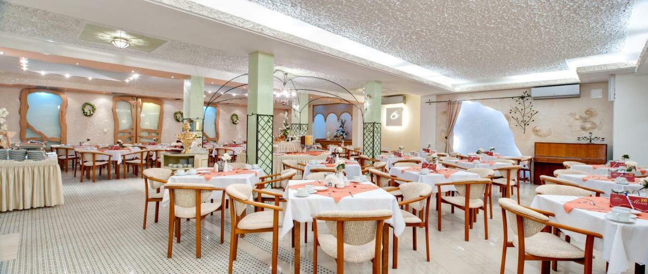 Hotel Osrodek Perelka à Kołobrzeg Extérieur photo