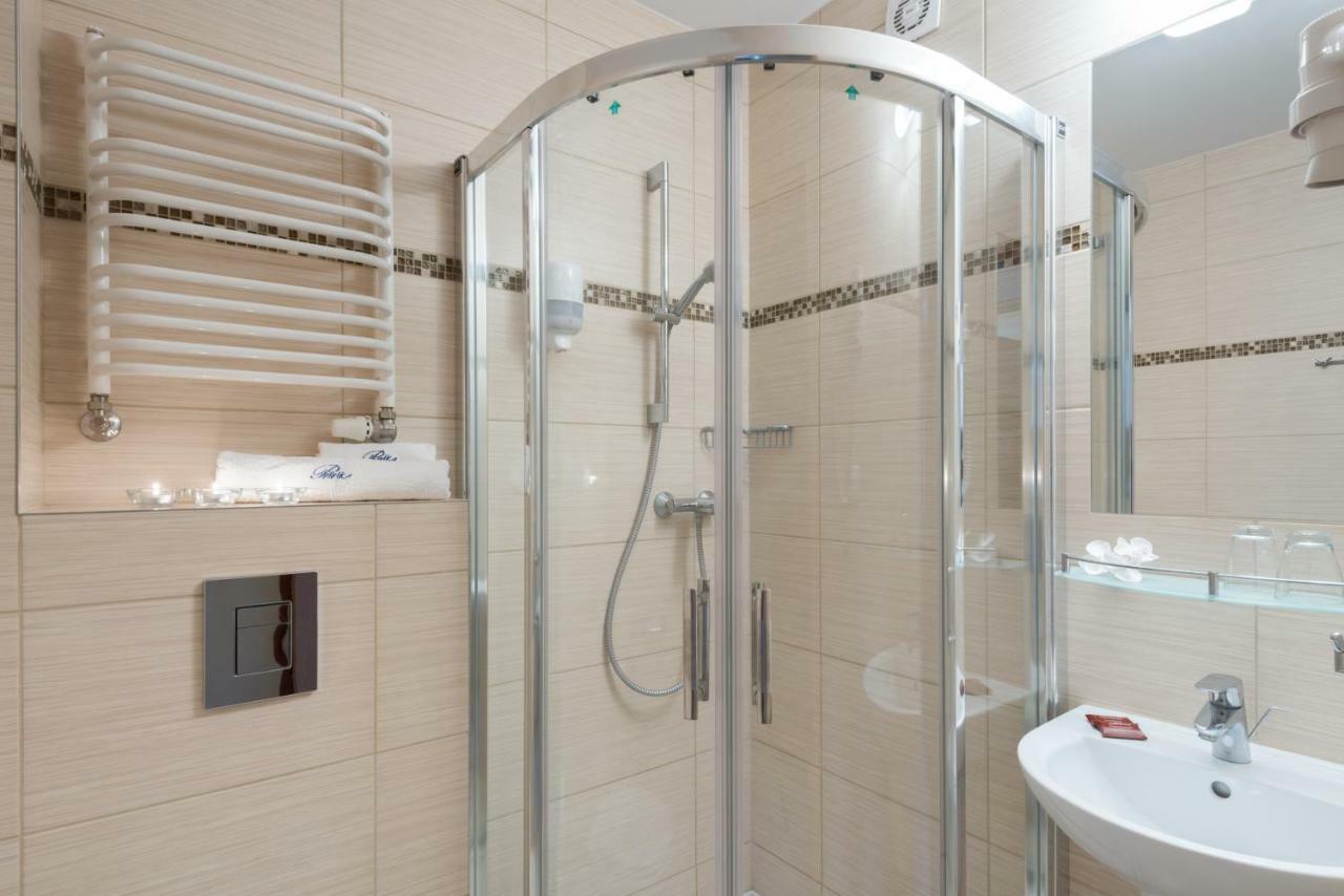 Hotel Osrodek Perelka à Kołobrzeg Extérieur photo