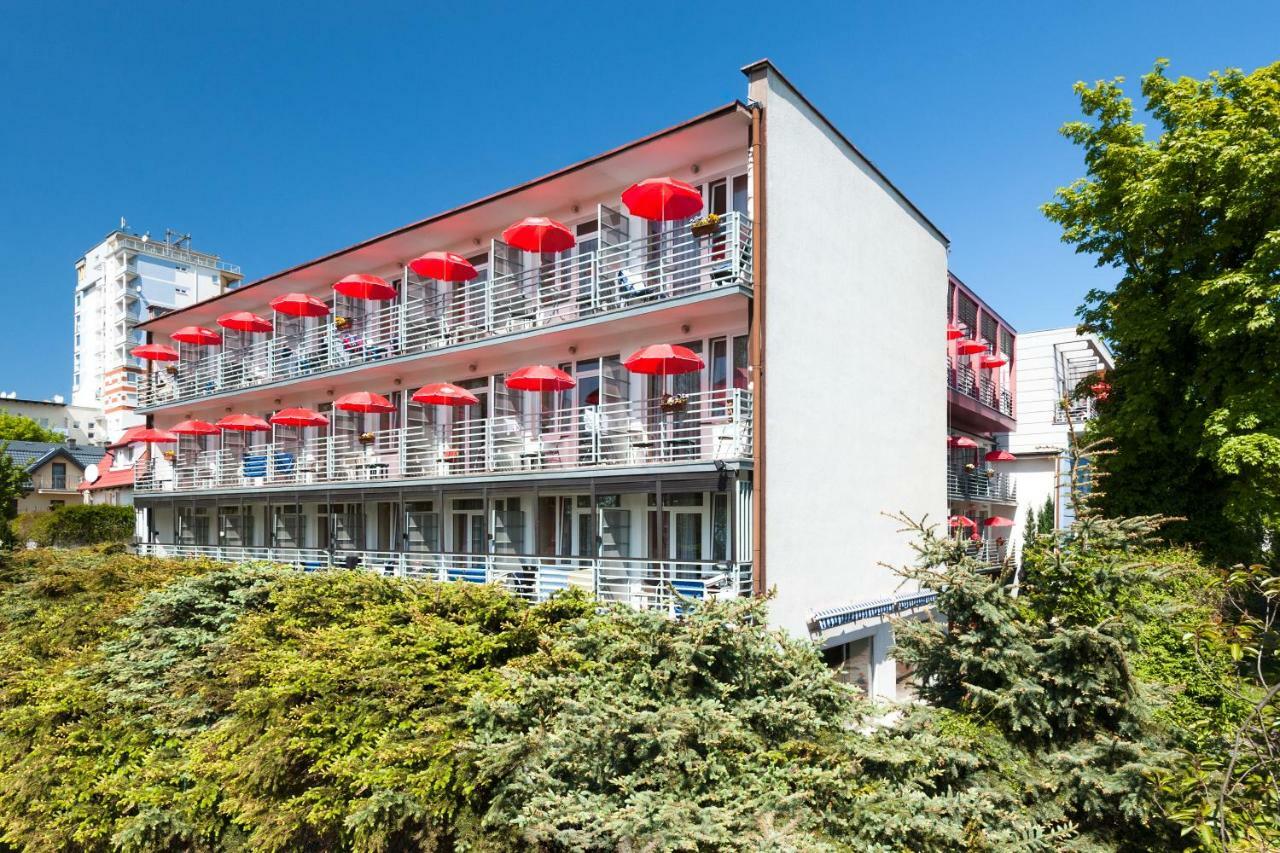 Hotel Osrodek Perelka à Kołobrzeg Extérieur photo